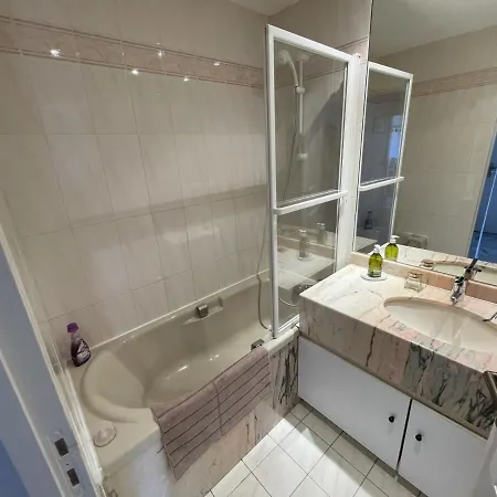 Bel T2 A Deux Pas Des Plages, Avec Parking Et Garage - Fr-1-474-212 阿卡雄